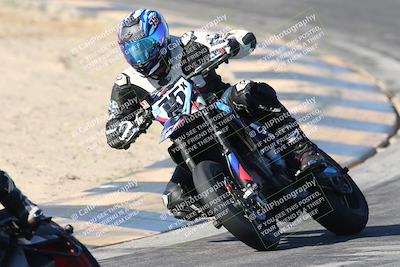 media/Dec-07-2025-CVMA (Sun) [[3e7d2de5dc]]/Race 7-Formula Lightweight Twins Shootout/